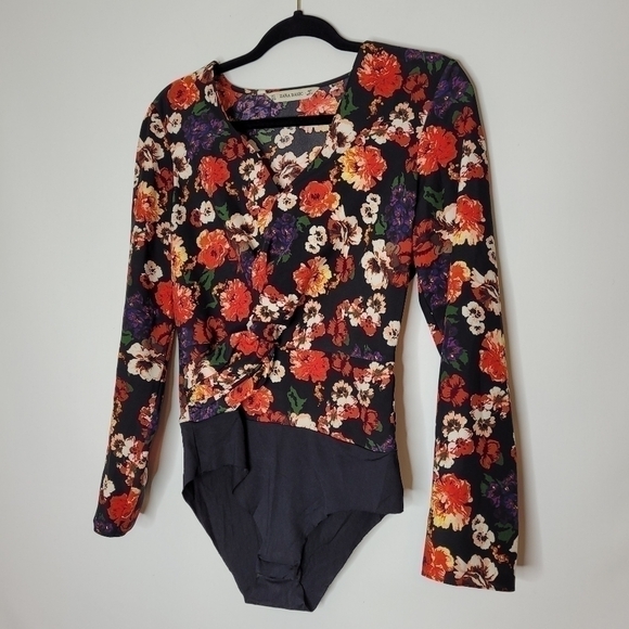 Zara Floral And Black Body Suit - Picture 2 of 12